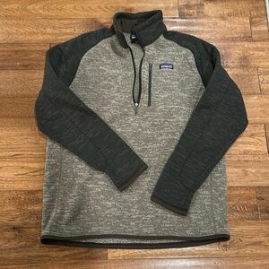 Patagonia quarter zip pulloverer size Large